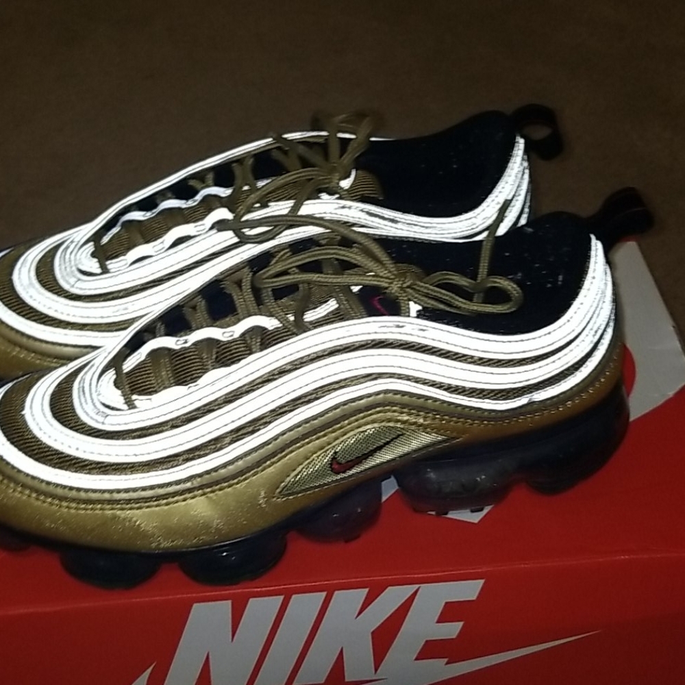 Mens airmax size 9